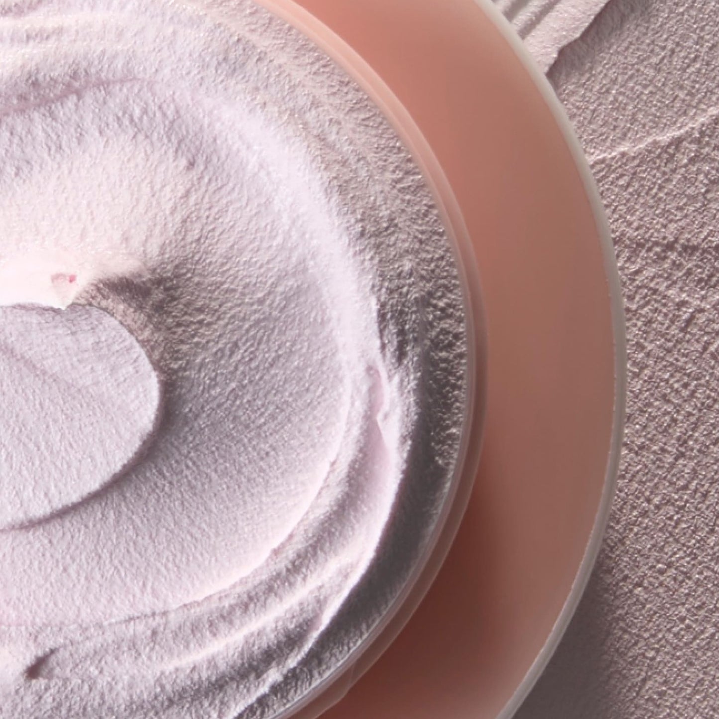 Mighty Marshmallow Brightening Face Mask